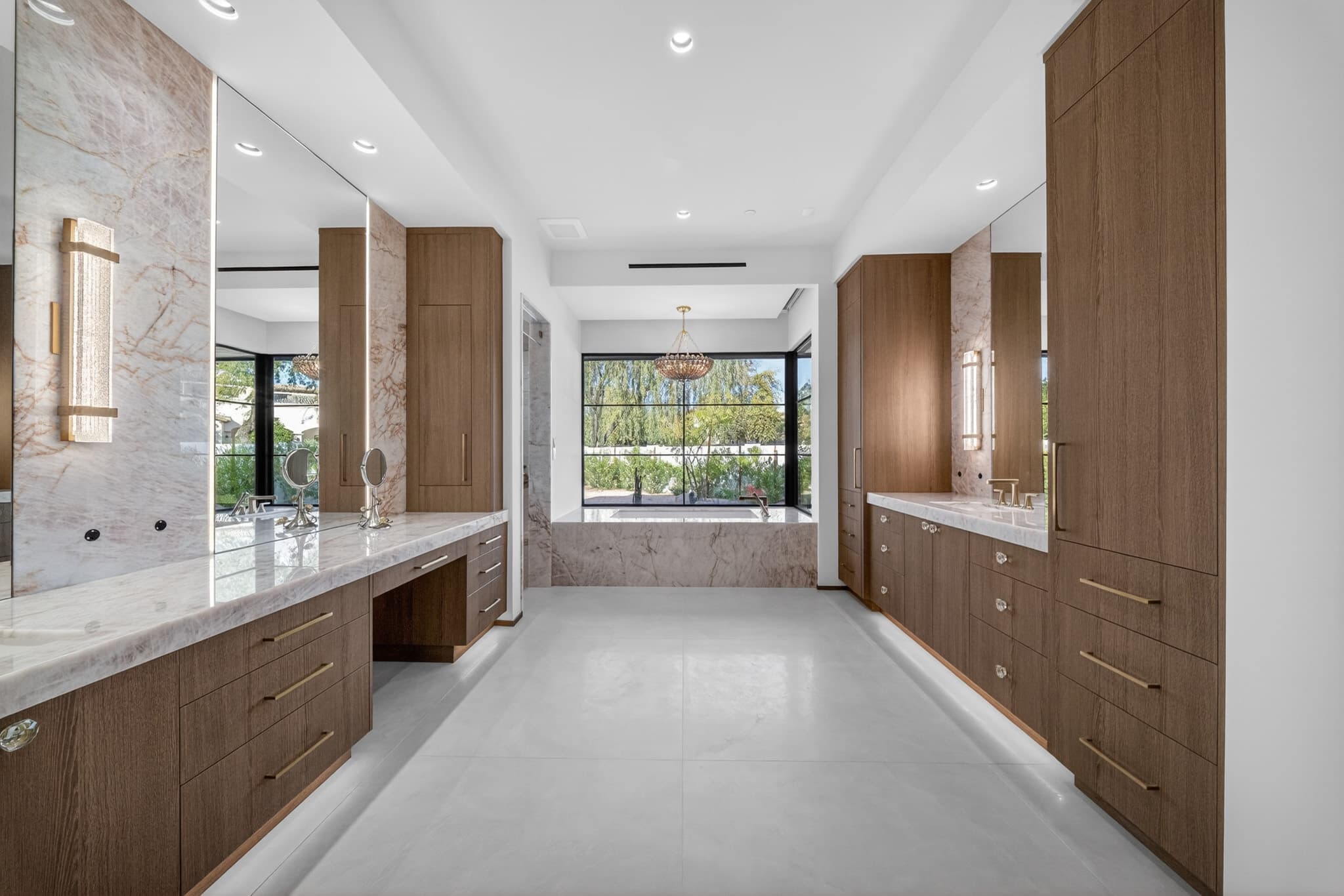 Desert Space thumbnail 12