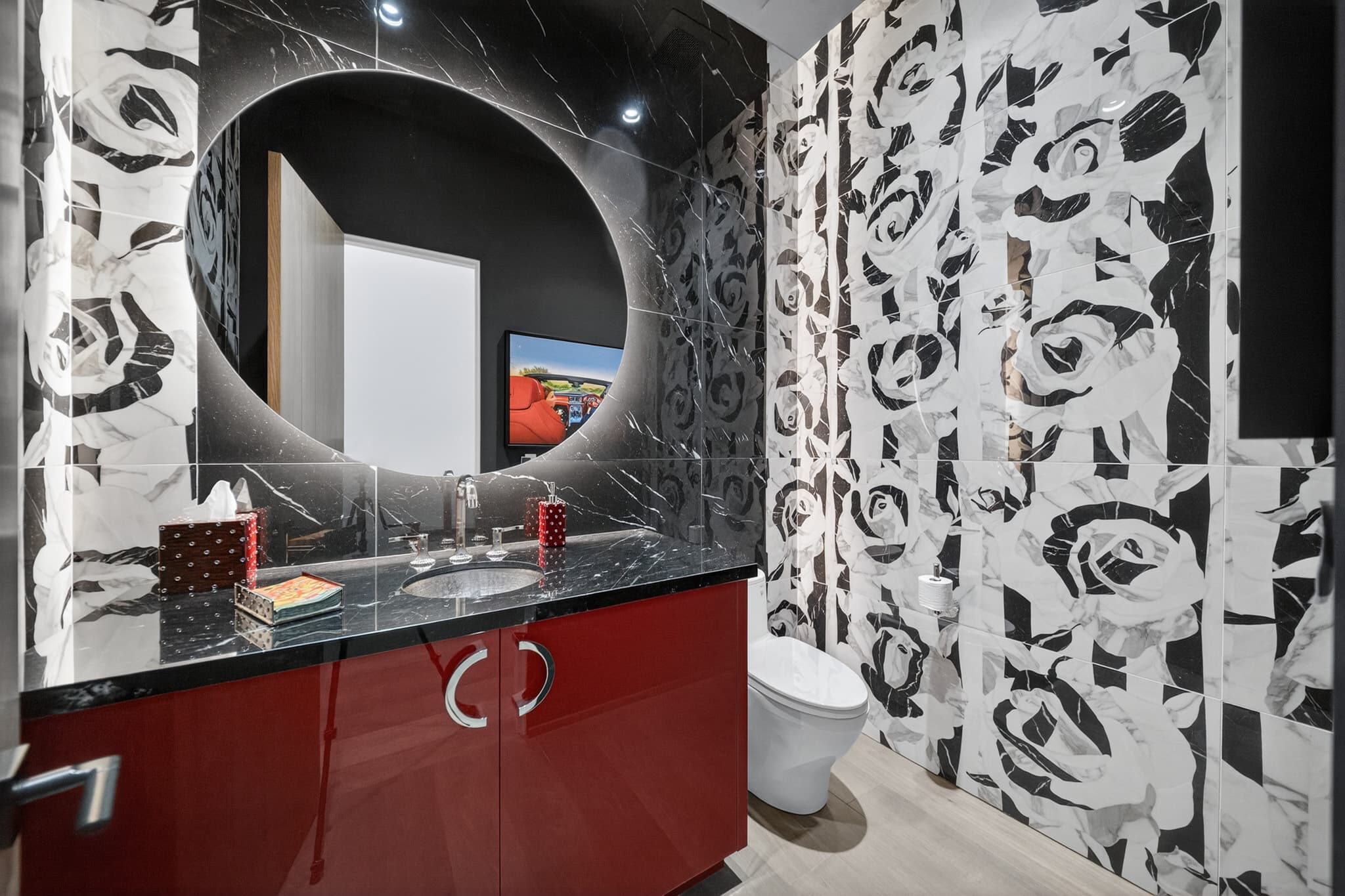 Desert Space thumbnail 16