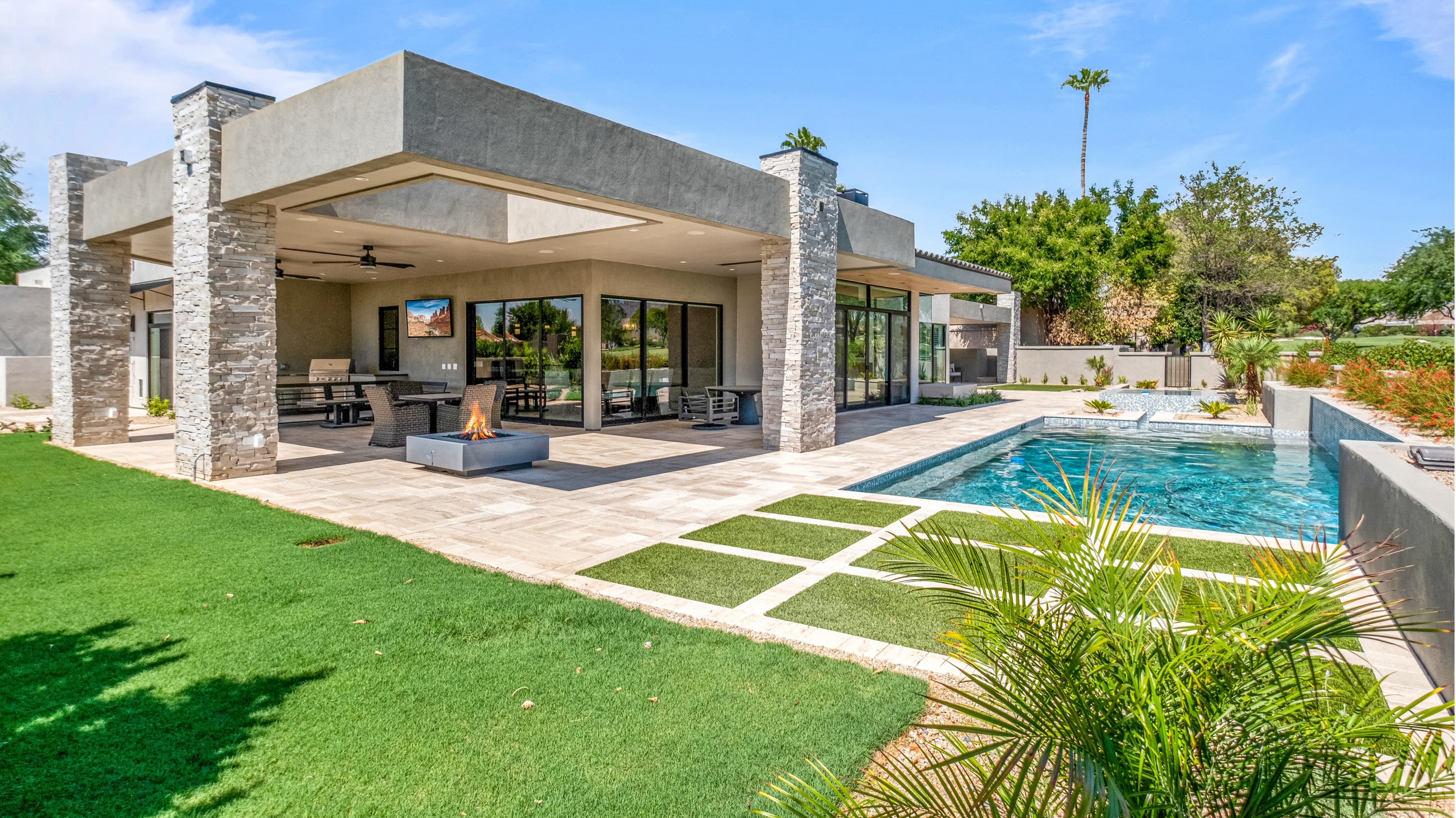 Armstrong Construction Group